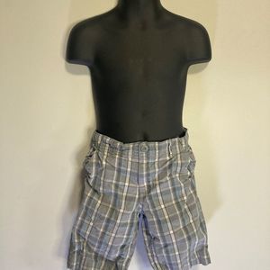 boys grey Plaid shorts 4T